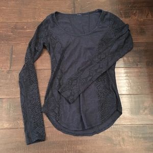 Navy & black patterned Lululemon long sleeve